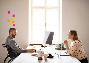 How Scott Dylan Drives Business Growth in Manchester’s Startup Sector: Talent Retention Insights