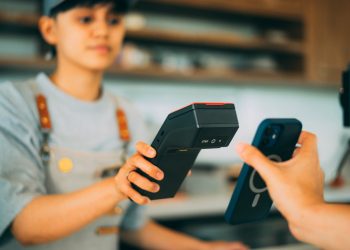 From Traditional to Digital: How FinTech is Revolutionizing Payment Transactions for Small Businesses