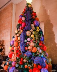 Joy~Nostalg welcomes the holidays with a meaningful Christmas Tree in ‘Woven Wonders’