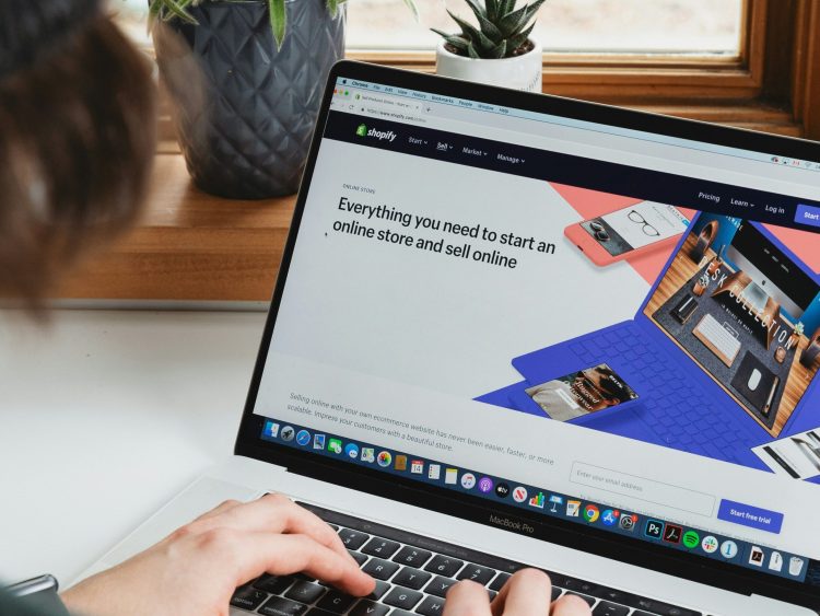 Unlock the Full Potential of Your Shopify Store with Print-on-Demand Integration