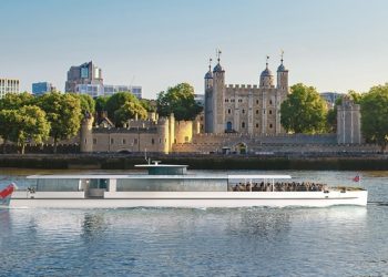 Electric Sightseeing Boat to Debut on Thames for Tower of London