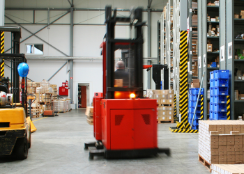 6 Best Practices for Using an Intercom System in Warehouse Settings