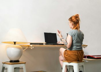 In Conversation with Elizabeth Kolb, Co-founder of Axion Now