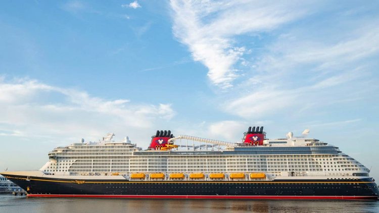 Disney Cruise Line quietly bans a popular practice