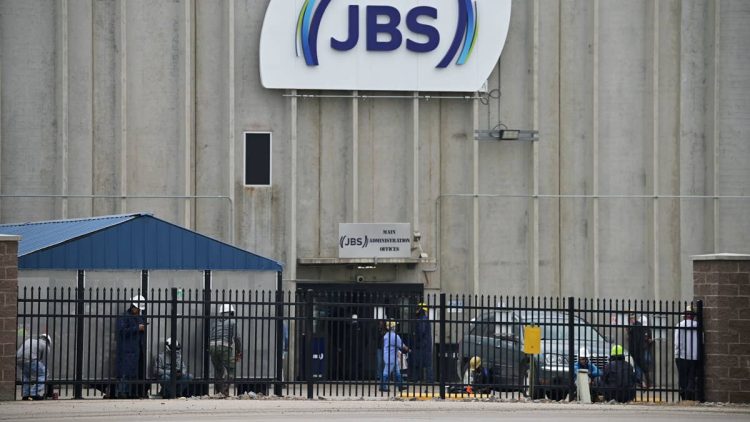 73-year-old beef producer shuts 2 plants, cuts jobs