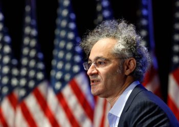 Palantir CEO gets painfully honest about AI’s biggest problem