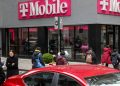 Top wireless stock remains Wall Street favorite amid space risk