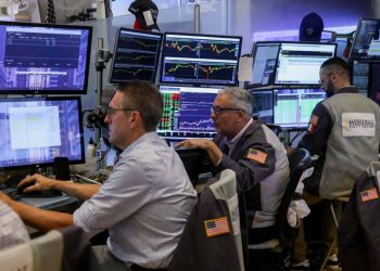 AI infrastructure stock surges after landing massive $2.8B win