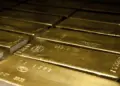 Gold Price Prediction: $6,200 Bull vs $3,800 Bear After…