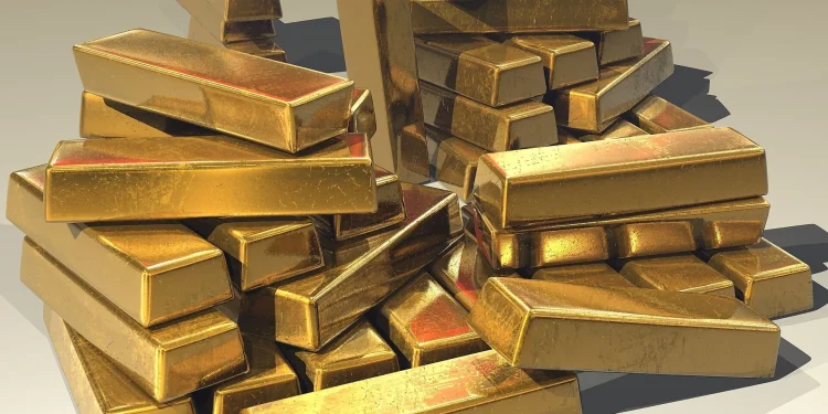 Gold price prediction: $6,000 bull case vs $3,500 bear case