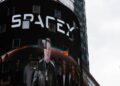 SpaceX renews investor hope with bold new plan