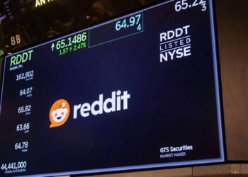 Jim Cramer recommends another beaten-down market giant