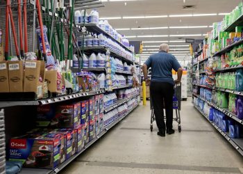 Walmart sales miss hides bigger shift in business
