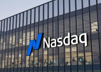 Nasdaq 100 at 30,732: The $22 Billion Forced Bid SpaceX…