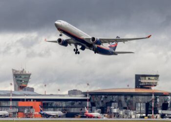 Another regional airline stops all ticket sales