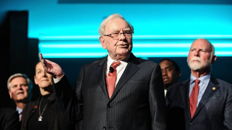 Warren Buffett shares his final lesson before stepping back