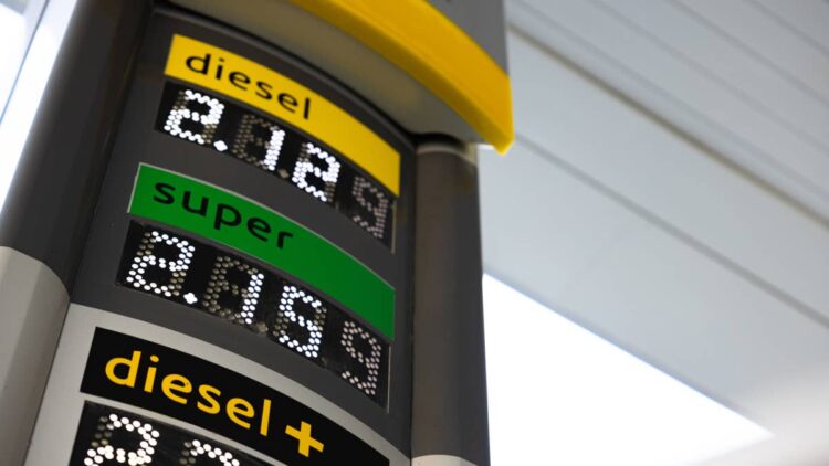 Oil executives declared a fuel crisis, and diesel agrees
