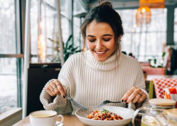 Americans are eating out less, but one restaurant chain is surging