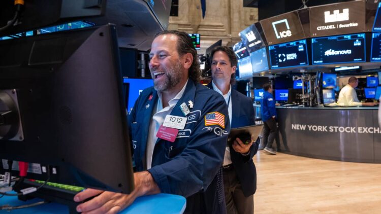Morgan Stanley has a strong message for worried AI stock investors 