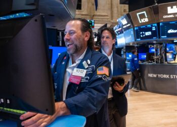 Morgan Stanley has a strong message for worried AI stock investors 