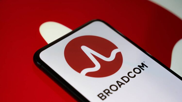 Top Analyst sets jaw-dropping Broadcom stock target after earnings
