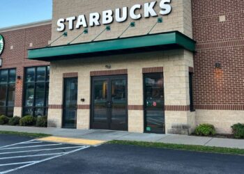 Starbucks CEO reveals what he thinks will keep customers coming back