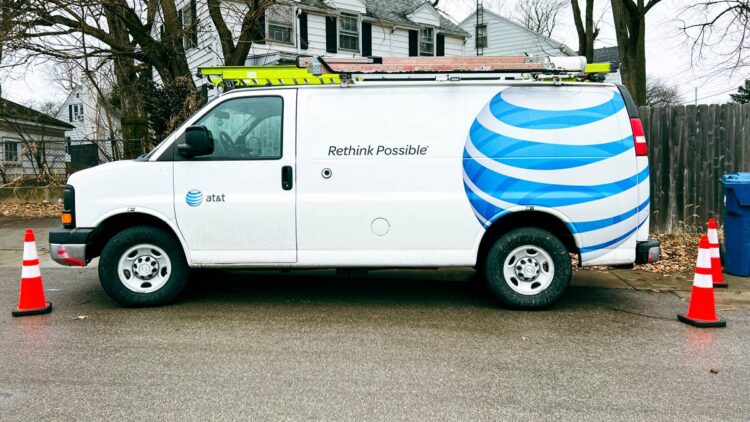 AT&T accelerates the end of a network that’s losing customers