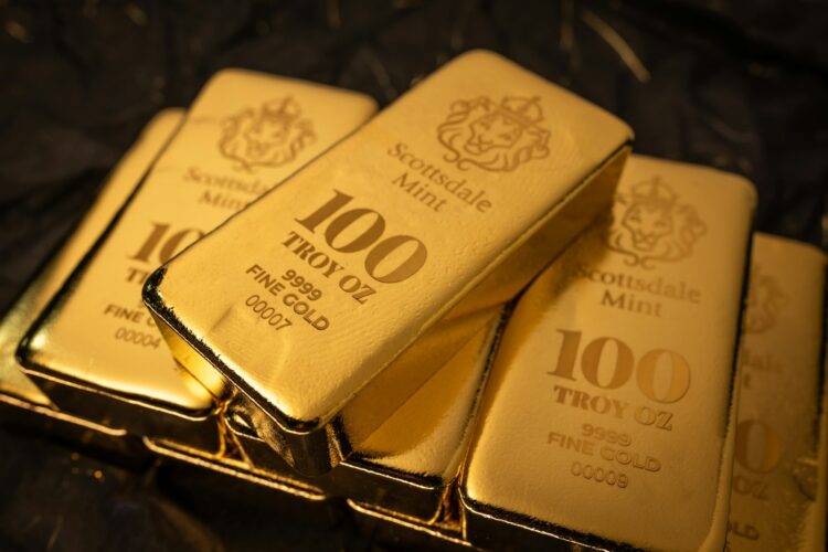Gold Price Today: $4,038 on Fed Decision Day With PCE Due…