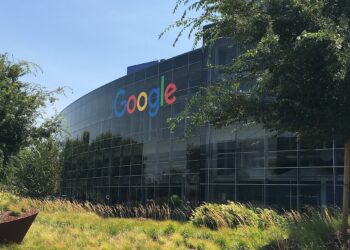 Alphabet (GOOGL) Stock: $292 After the Q3 Profit Miss…