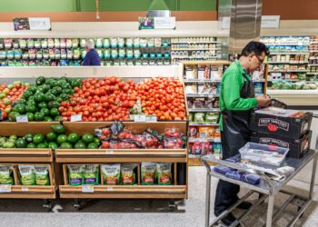 Publix faces customer backlash over an unusual discount policy