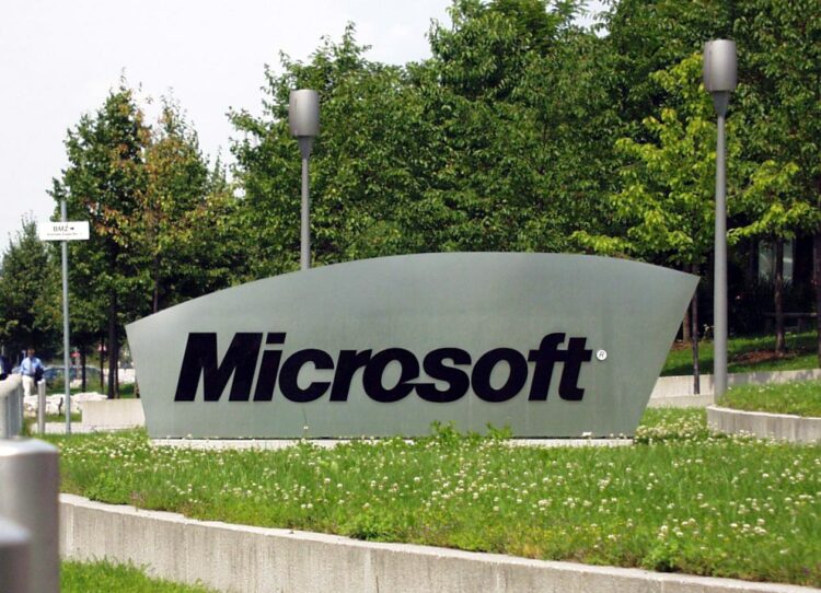 Microsoft stock prediction: $771.98 bull, $520.19 bear
