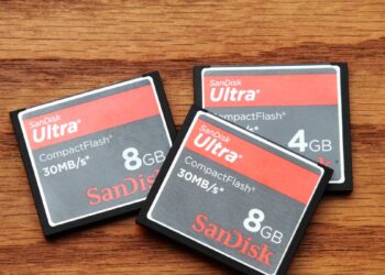 5-star analyst resets SanDisk stock price target by $175