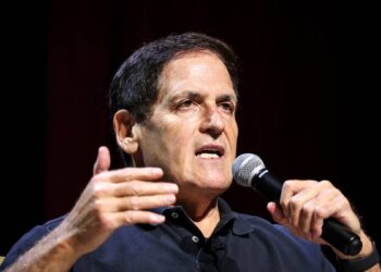 Mark Cuban sends stern warning to everyday stock investors